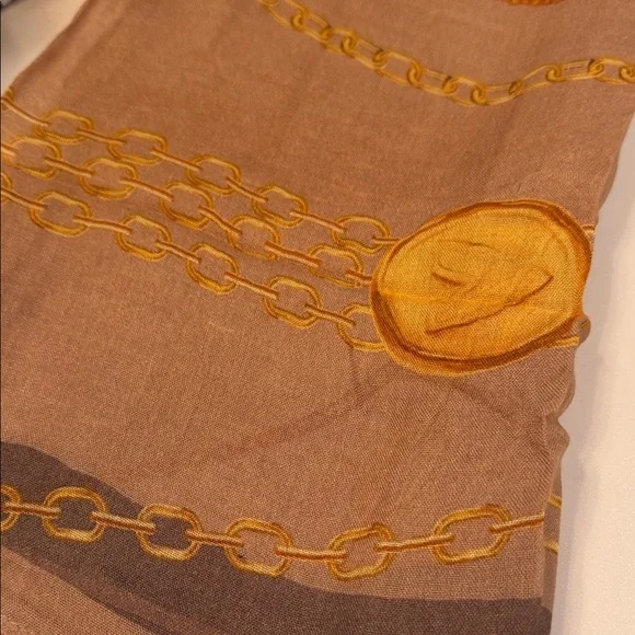 Vela NEW Modal Hijab Beige and Brown Chain Scarf - Picture 2 of 6
